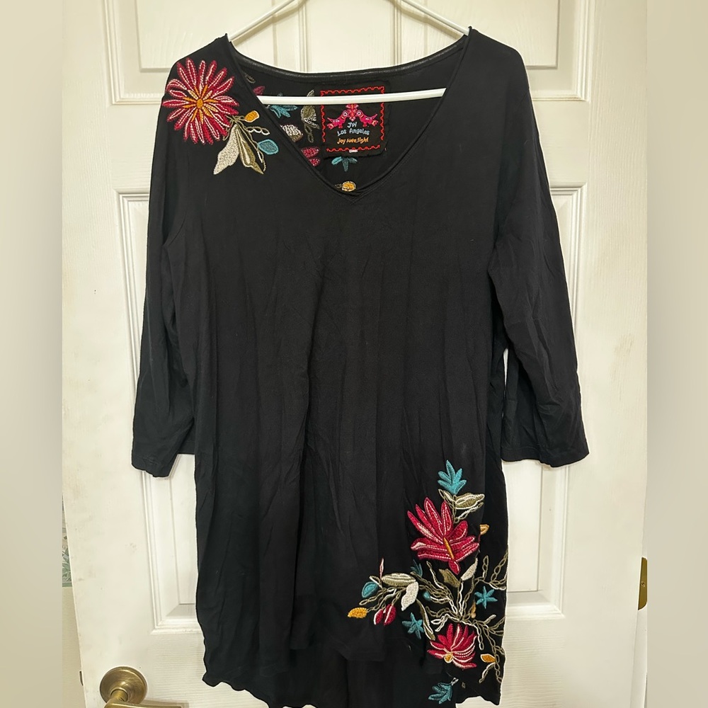 Johhny Was Black Floral Embroidered V-Neck Tunic